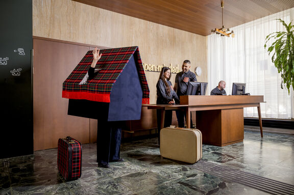 MAGDAS Hotel FO Check inc Karo Pernegger 4