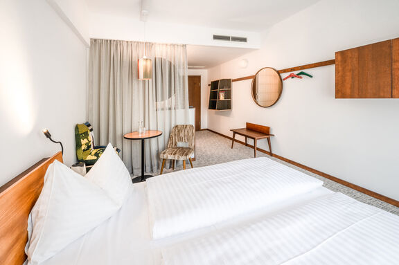 Magdas HOTEL City Classic Double Balcony web 04 c Julia Geiter