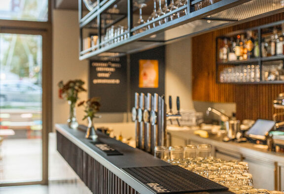 Magdas HOTEL Vienna City Bar c BWM Architekten Severin Wurnig